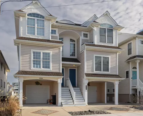 535 W Burk Ave #B, Wildwood, NJ 08260