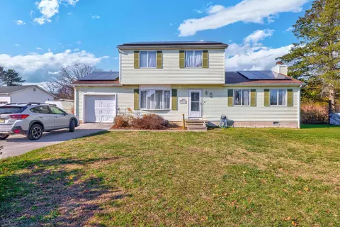 8 Wakefield Pl, North Cape May, NJ 08204