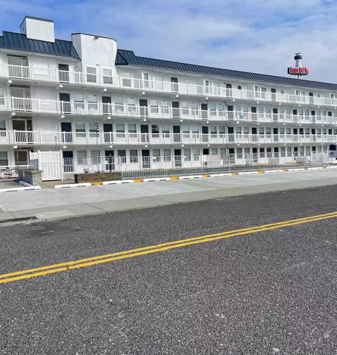 6109 Atlantic Ave #210, Wildwood Crest, NJ 08260