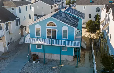 296 34th St #296, Avalon, NJ 08202