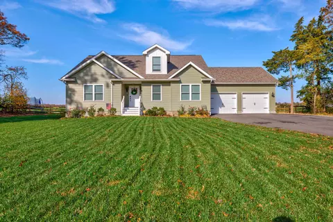 8 Gibson Ln, South Seaville, NJ 08246