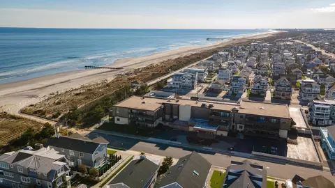66 E 20th St #303, Avalon, NJ 08202 photo 3