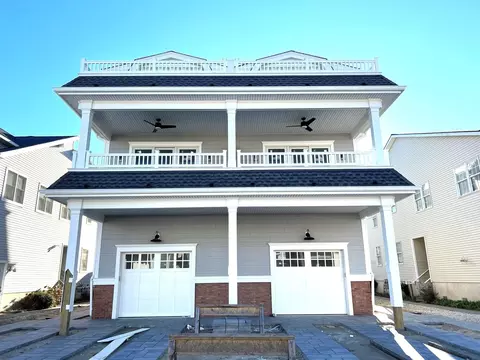 26 78th St #WEST, Sea Isle City, NJ 08243