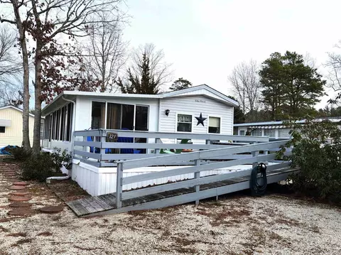 121 Turtle Creek Dr #DENNISVILLE LAKE RESORT, Dennisville, NJ 08270