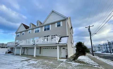 227 E Andrews Ave #A, Wildwood, NJ 08260