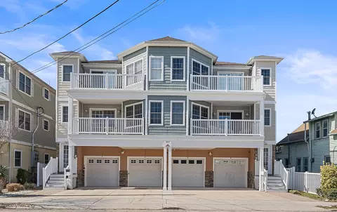 422 W Roberts Ave #D, Wildwood, NJ 08260