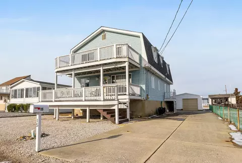 15 Shawcrest Rd, Wildwood, NJ 08260