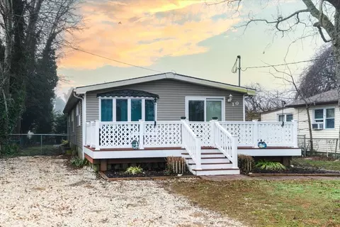 10 E Atlantic Ave, Villas, NJ 08251