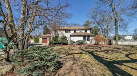 313 W Quail Dr, Marmora, NJ 08223