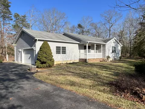 19 Blue Heron Dr, Dennis, NJ 08210