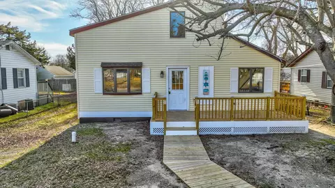 32 Birch Rd, Villas, NJ 08251