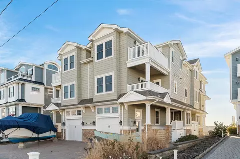 5724 N Sounds Ave #NORTH, Sea Isle City, NJ 08243