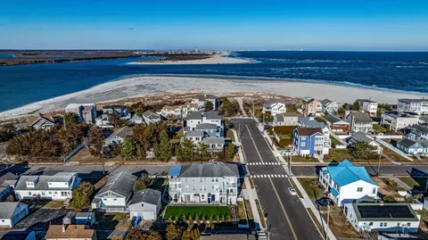 View/Area - 2 W Seacliff Ave #2, Strathmere, NJ 08248 photo 4 of 5
