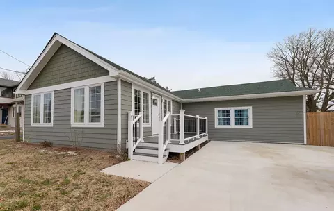 545 Seashore Rd, Erma, NJ 08204