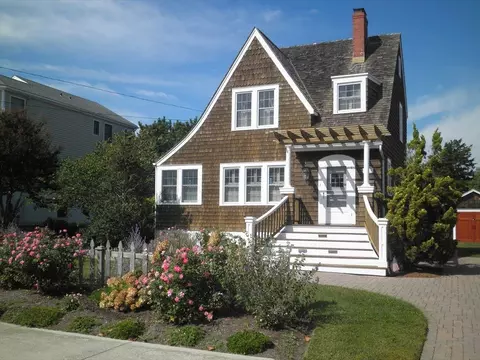 1211 New Jersey Ave, Cape May, NJ 08204