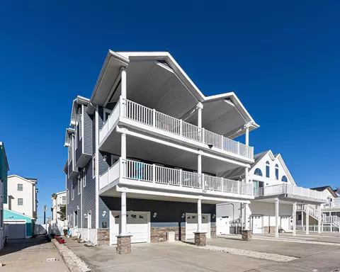 333 E 39th St #1, Sea Isle City, NJ 08243