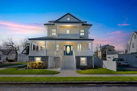208 E 12th Ave, North Wildwood, NJ 08260