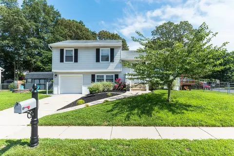 401 Croydon Dr, North Cape May, NJ 08204