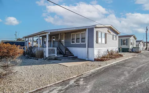 9 Wilson Ave, Wildwood, NJ 08260