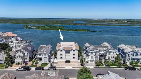 10009 Sunset Dr #5, Stone Harbor, NJ 08247