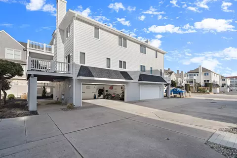 304 E South Station Ave #304, Township, NJ 08260
