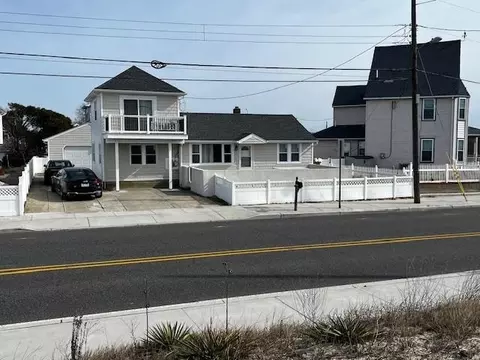 717 Beach Dr, North Cape May, NJ 08204