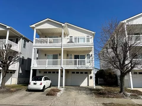 409 W Spicer Ave #A, Wildwood, NJ 08260