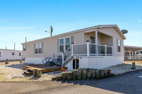 36 Leaming Ave, Wildwood, NJ 08260