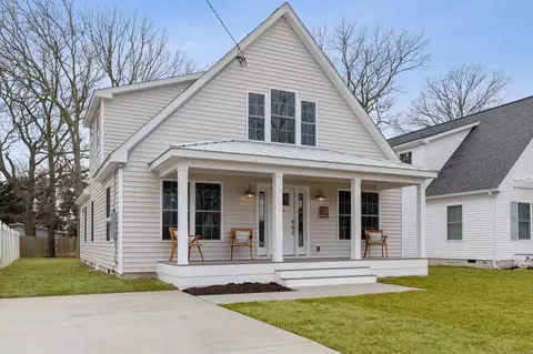 330 Evergreen Ave, Villas, NJ 08204