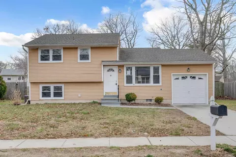 100 Fire Ln, North Cape May, NJ 08204