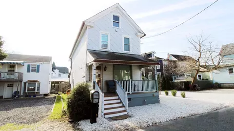808 Dale Pl, Cape May, NJ 08204