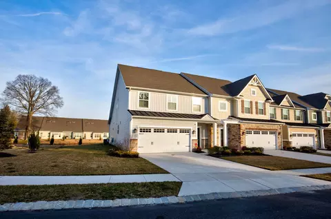 100 Mallard Pond Ln #100, Cape May Court House, NJ 08210