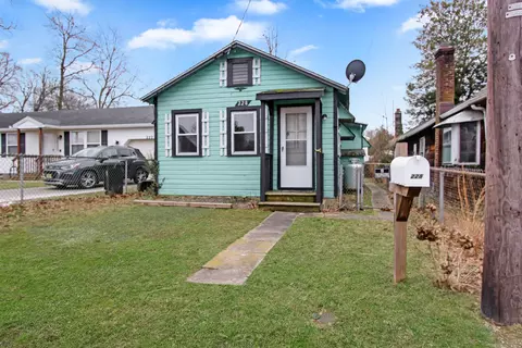 228 New Jersey Ave, Villas, NJ 08251