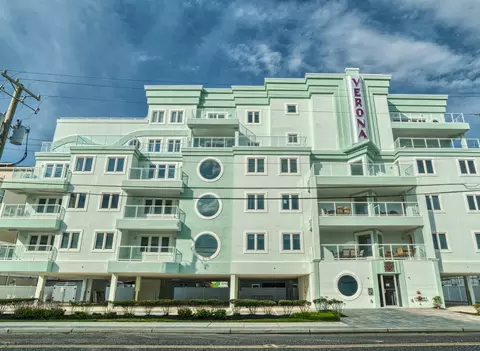 407 E Monterey Ave #303, Wildwood Crest, NJ 08260