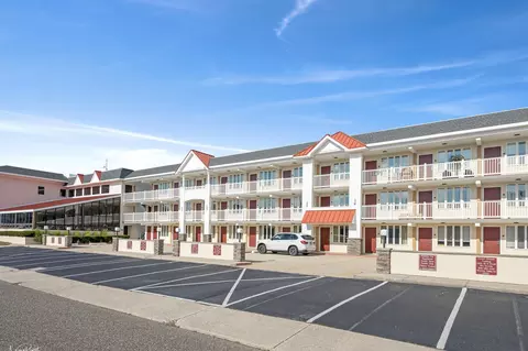 7888 Dune Dr #319, Avalon, NJ 08202