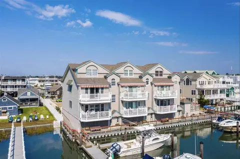 1520 Apt 201 Yacht Ave # 201, Cape May, NJ 08204