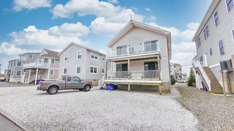 551 22nd St #B, Avalon, NJ 08202