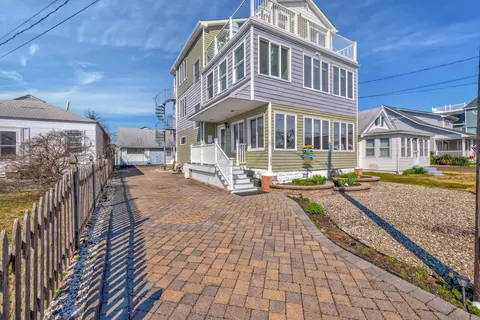 103 Townbank Rd, Cape May, NJ 08204
