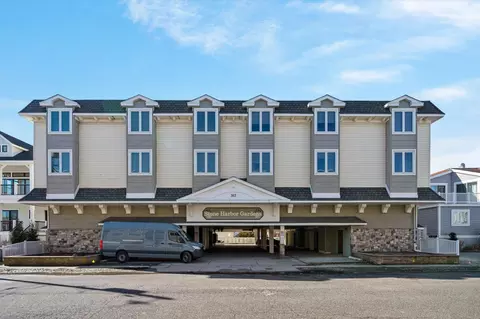 317 83rd St #4, Stone Harbor, NJ 08247