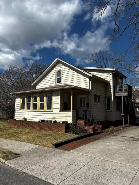 184 E Wyoming Ave, Absecon, NJ 08201