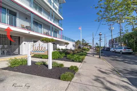 9 Jackson St #201, Cape May, NJ 08204