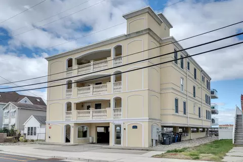 5300 Lake Rd #100, Wildwood, NJ 08260