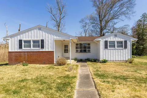 32 Park Ave, Del Haven, NJ 08251