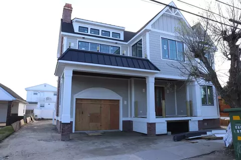 302 E Hollywood Ave, Wildwood Crest, NJ 08260