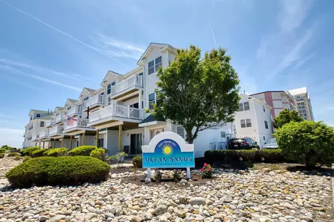 9301 Atlantic Ave #204, Wildwood Crest, NJ 08260
