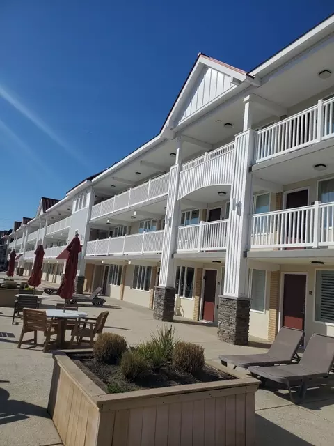 7888 Dune Dr #326, Avalon, NJ 08202