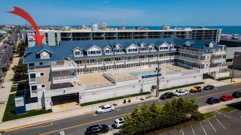 719 E 10th St #301, Ocean City, NJ 08226