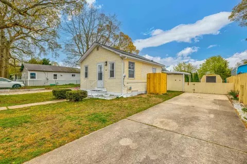 126 Idaho Ave, Villas, NJ 08251