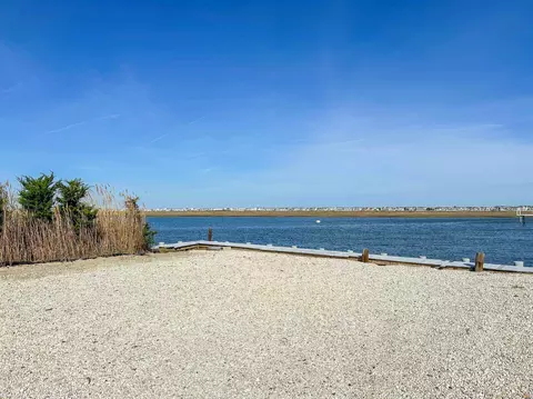 14 2nd Dr #BAY FRONT, Stone Harbor Manor, NJ 08247