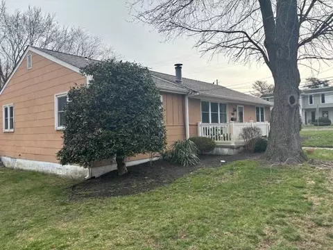 2 Greenwich Ave, Linwood, NJ 08221